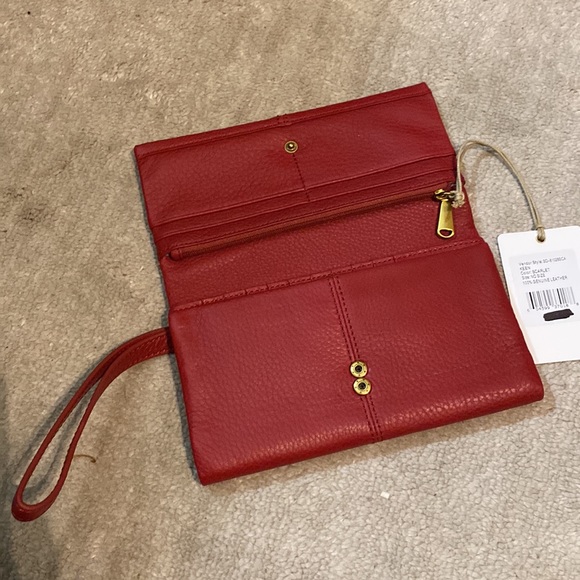 NWT Hobo Red Leather Wristlet - Picture 3 of 6